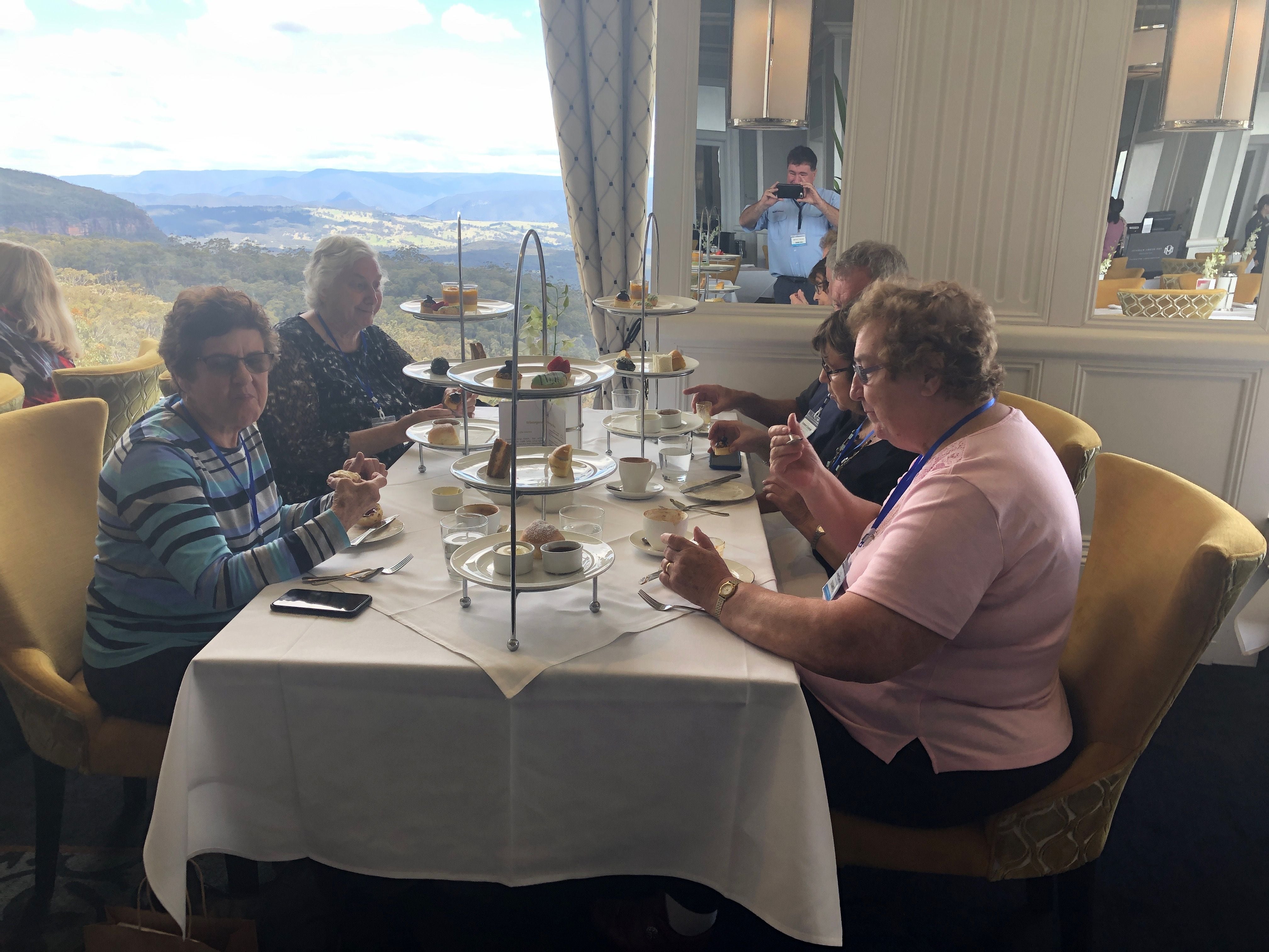 Hydro Majestic Public Day Tour Image -5da9268586d62